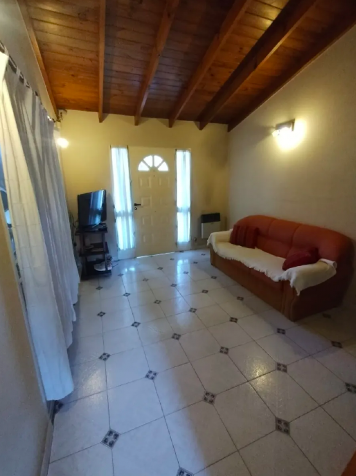 CASA 4 AMB CON COCHERA 