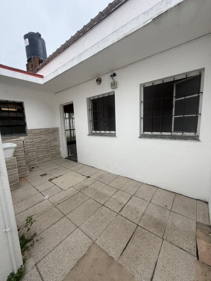 Departamento En Alquiler de 2 ambientes En Quilmes Oeste