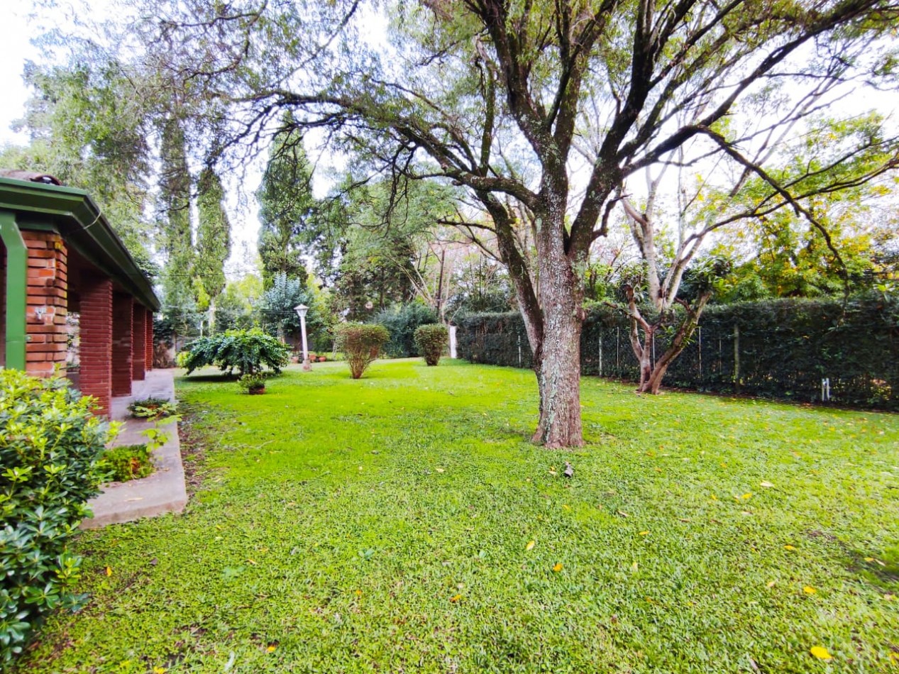 Casa Quinta En Venta En Arturo Segui Villa Elisa Con Pileta con lote de terreno