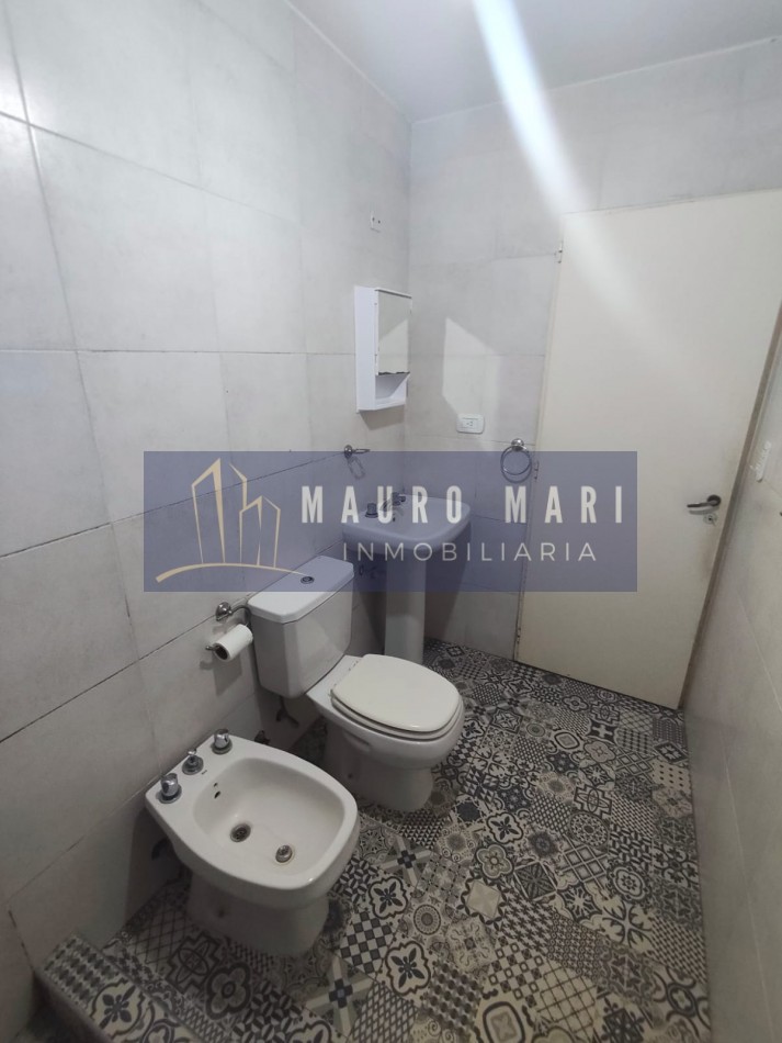 Departamento 2 ambientes en alquiler en Berazategui con Patio y parrilla