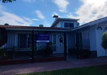 CASA 4 AMB CON COCHERA 